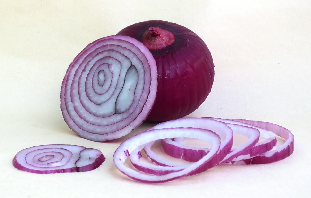 Rdeča čebula zdravi ščitnico  (recept)