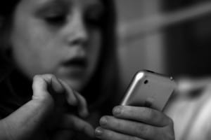 Zakaj morajo biti mobilne naprave prepovedane otrokom, mlajšim od 12 let