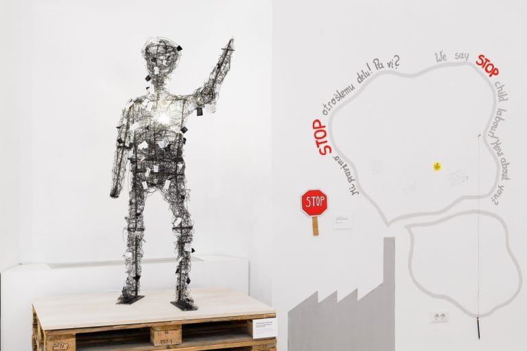 Razstava plakatov: Otroci brez otroštva