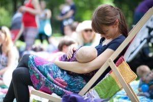 Normalno je – četrti festival dojiva.se