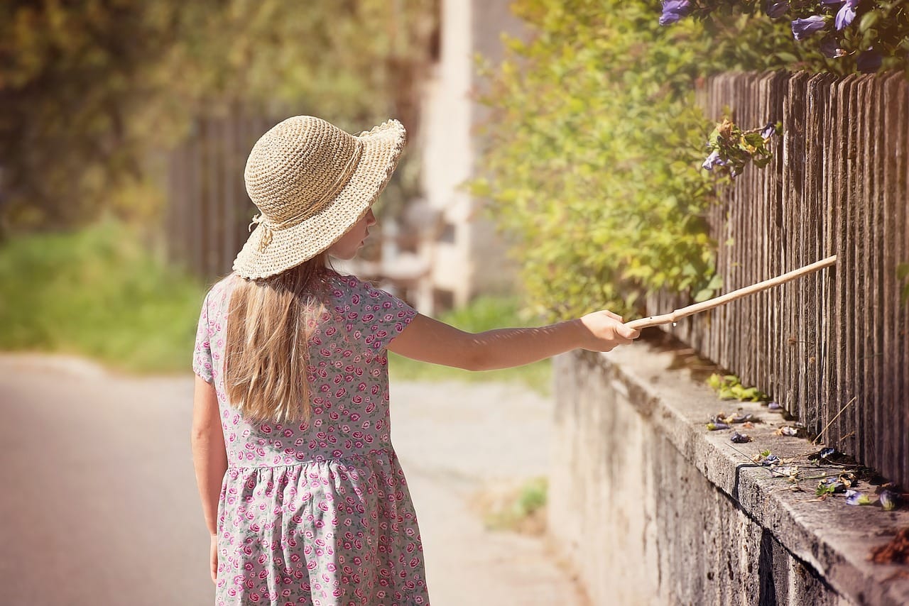 Mami, oči – dolgčas mi je!