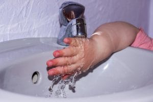 Kaj lahko sami naredimo največ za imunski sistem otrok