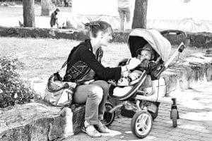 Ločeni starši: Saga okoli stikov