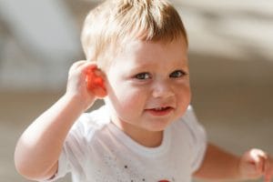 6 načinov, kako aktivno poslušati vašega otroka