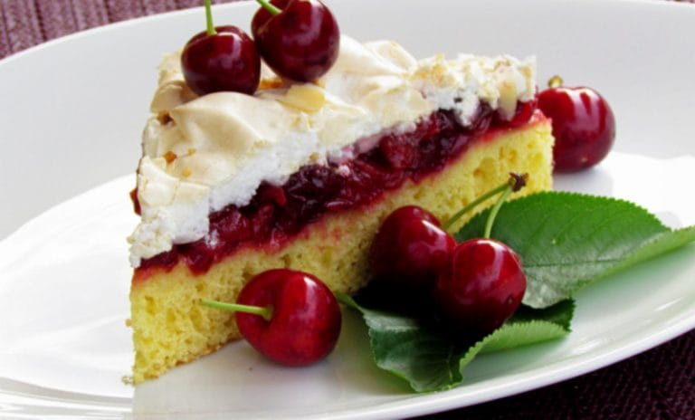 Recept: Marianine češnjeve rezine z beljakovim snegom
