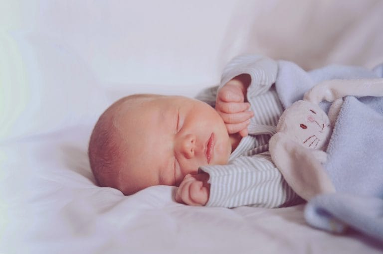 Izpoved mlade nosečnice: "Želela sem slišati najlepši zvok na svetu, a srčnega utripa ni bilo"