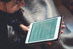 Šest nasvetov, kako vključiti in motivirati otroka v procesu učenja na daljavo