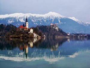 Najlepše destinacije za zimske družinske izlete v Sloveniji
