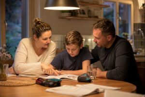 Kako pripraviti otroka na konec šolskega leta?